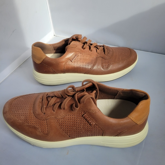 Ecco Soft 7 Runner Mens Size 9